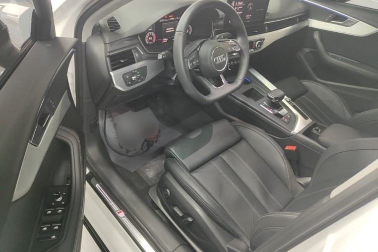 Used Audi A4L 2022 40 TFSI Luxury Dynamic Model