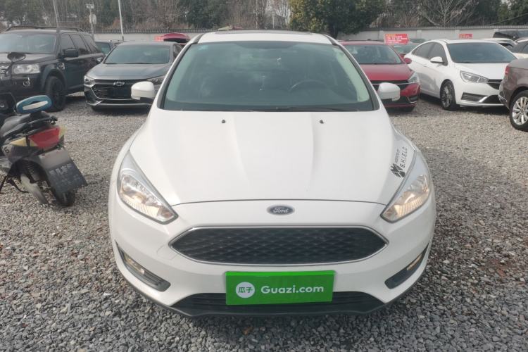 Used Ford Focus 2018 Hatchback Classic 1.6L Manual Fashion Edition SmartDrive Version
