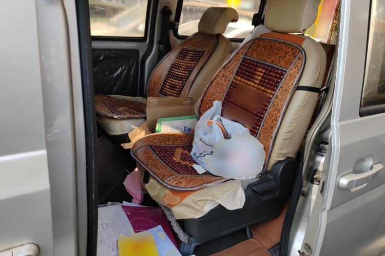 Used Wuling Rongguang V 2016 1.5L Standard Version