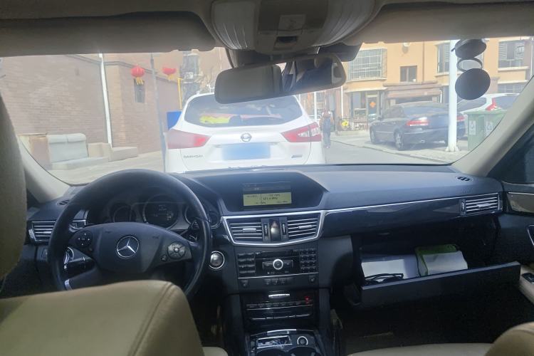 Used Mercedes-Benz E-Class 2010 E 300 L Fashion Model