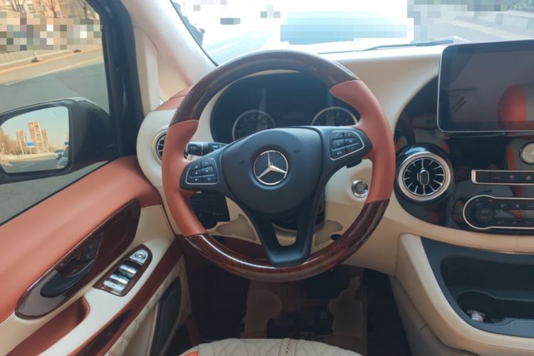 Used Mercedes-Benz Vito 2020 2.0T Elite Version 7 Seats
