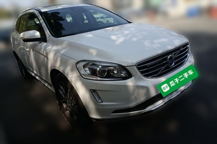 Used Volvo XC60 2017 T5 AWD Smart Upgrade Edition
