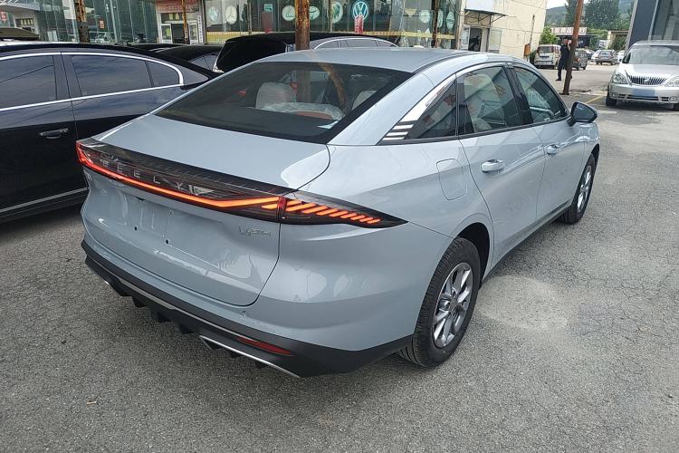 Used Geely Galaxy L6 2025 EM-i 60km Launch Edition