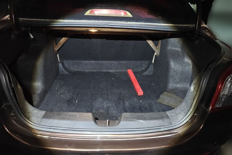 Used Baojun 630 2014 1.5L automatic comfort version
