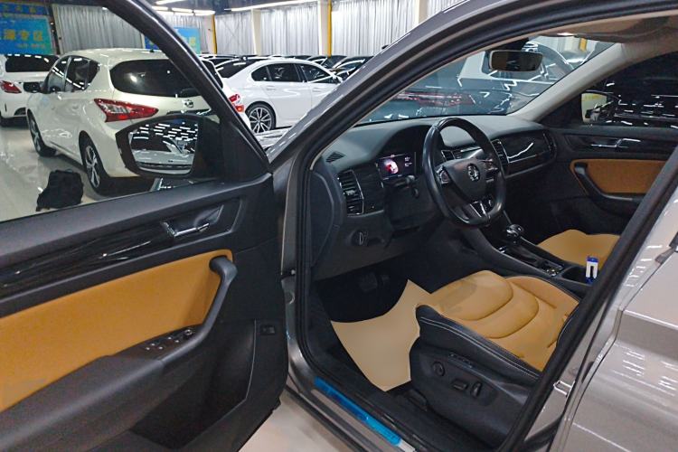 Used Skoda Kodiaq GT 2019 TSI330 Two-Wheel-Drive Luxury Edition China VI Standard Driver Seat