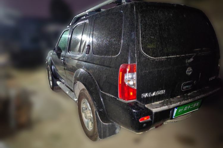 Used Nissan Paladin 2013 2.4L Two-Wheel Drive Standard Edition Emission Standard China IV Rear Left 45 Deg