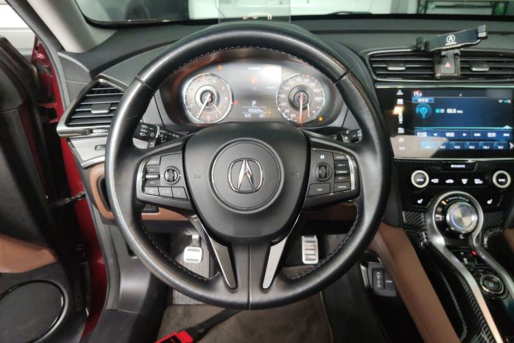 Used Acura CDX 2016 1.5T Two-Wheel Drive Deluxe Edition