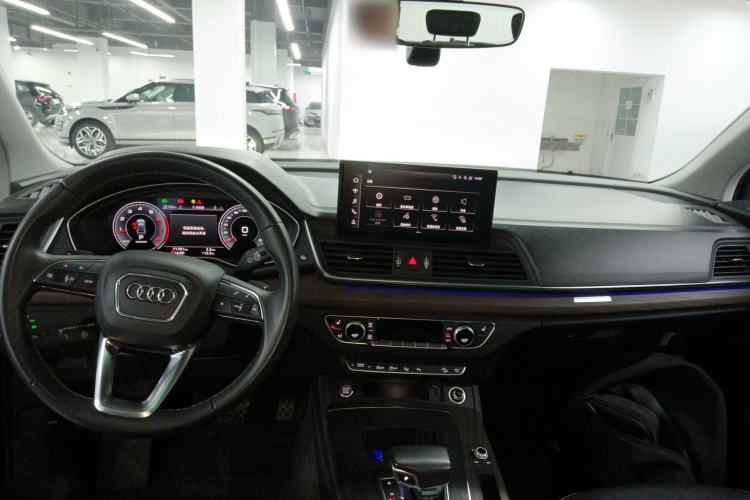 Used Audi Q5L 2022 Updated Version 40T Luxury Elegant Edition
