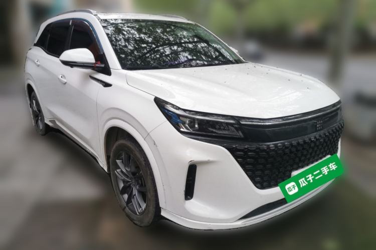 Used Landian E5 2024 Honor Edition 100KM Deluxe 7-Seater Front Right 45 Deg