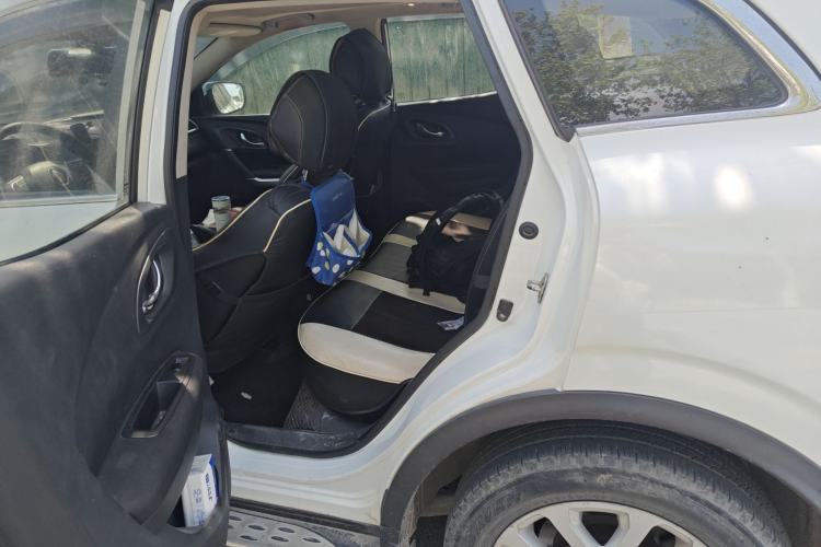 Used Renault Kadjar 2017 2.0L Two-Wheel Drive Comfort Edition Left Rear Seat