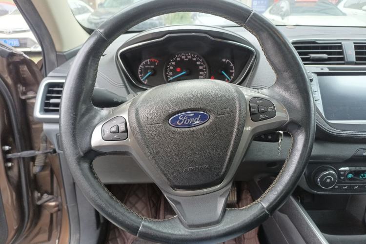 Used Ford Escort 2017 Happiness Edition 1.5L Automatic Fashion Version Steering Wheel