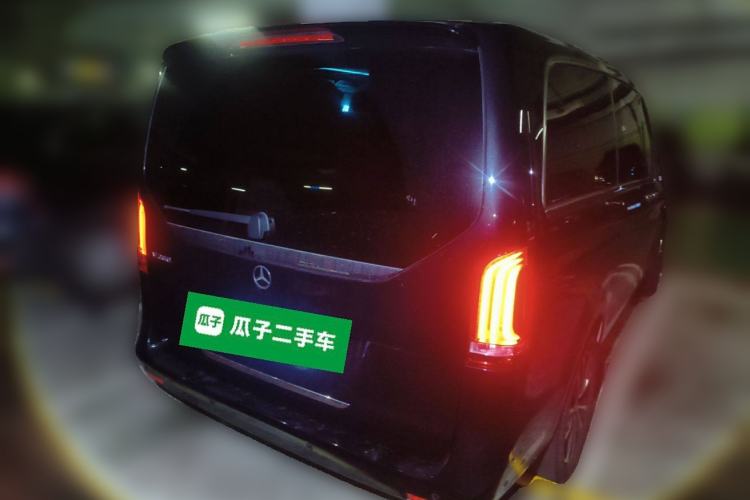 Used Mercedes-Benz V-Class 2020 V 260 Avantgarde Edition Rear Right 45 Deg