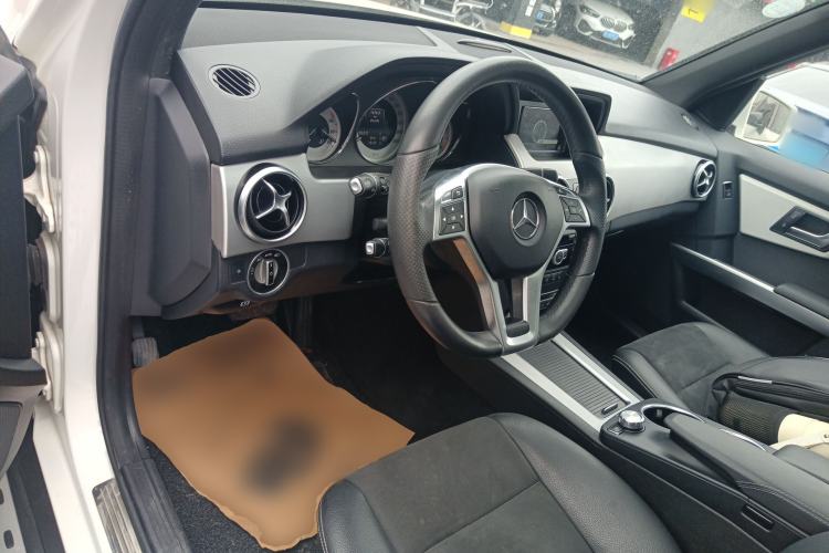 Used Mercedes-Benz GLK-Class 2015 GLK 260 4MATIC Fashion Edition Ultimate Version
