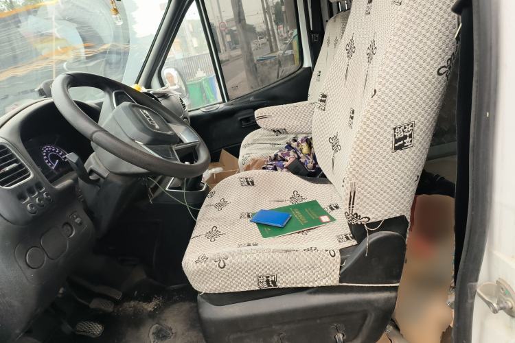 Used JMC Transit 2021 2.8T Space King Taurus Long Wheelbase Mid-Height Rear Single Tire – Step 6-Seater Diesel Euro VI JX493