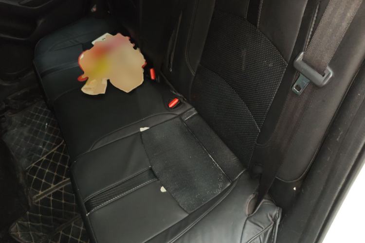 Used Mazda 3 Axela 2014 Sedan 1.5L Automatic Comfort Model
