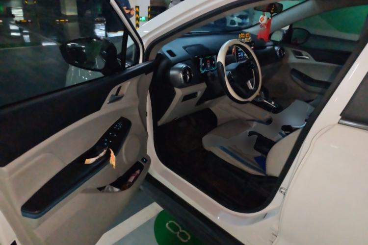 Used BYD Yuan Pro 2023 320KM Luxury Version
