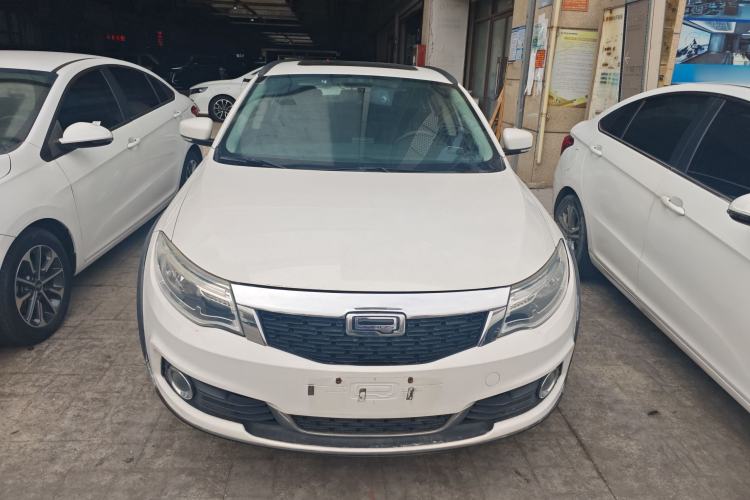 Used Qoros 3 2017 Urban SUV 1.6T Automatic Zhiyue Model
