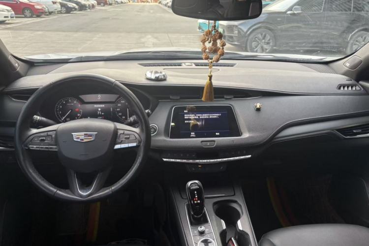 Used Cadillac XT4 2021 28T Two-Wheel Drive Leading Version