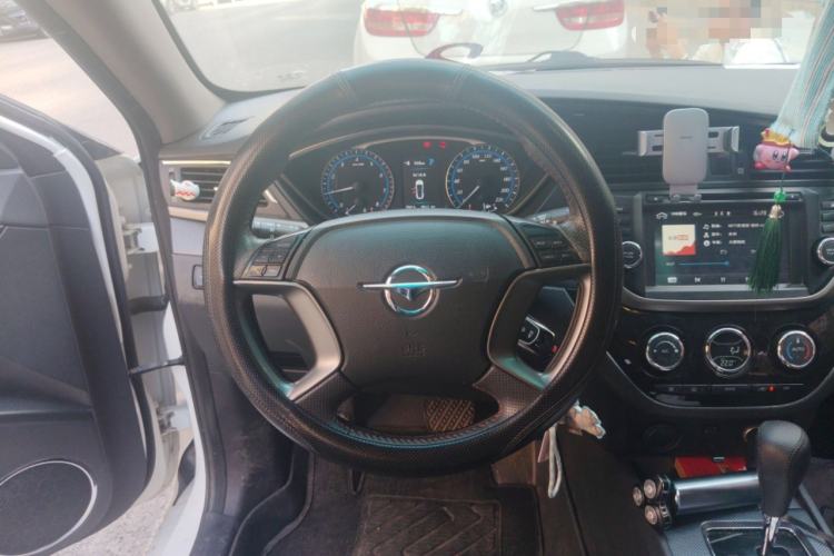Used Haima M6 2015 1.5T CVT Luxury Model Steering Wheel