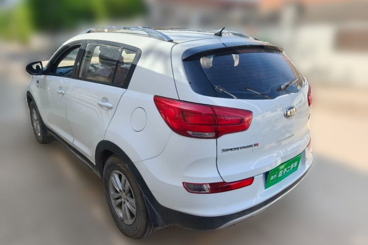 Used Kia Sportage R 2015 2.0L Manual Two-Wheel Drive GL Model
