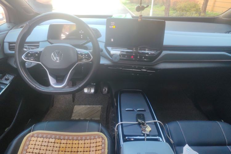 Used Volkswagen ID.4 X 2023 Upgraded Model Pure Long-Range Version Center Console