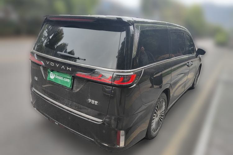 Used VOYAH Dream 2025 PHEV Four-Wheel Drive Prestige Kunpeng Edition

