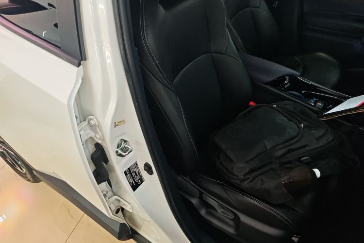 Used Toyota IZOA 2020 2.0L Enjoy Edition