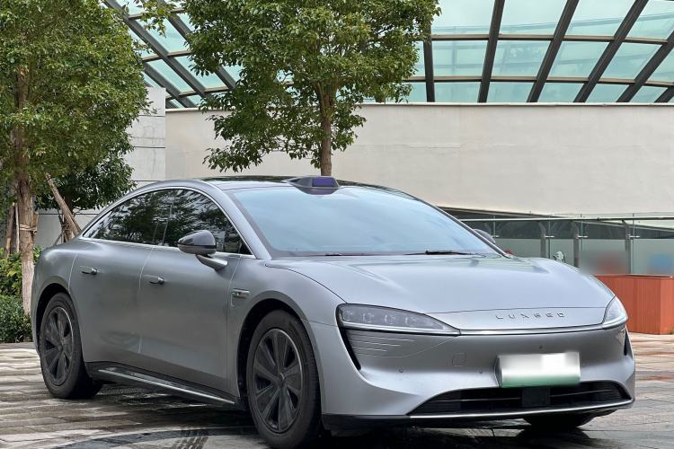 Used Hima Luxeed S7 2024 Max
