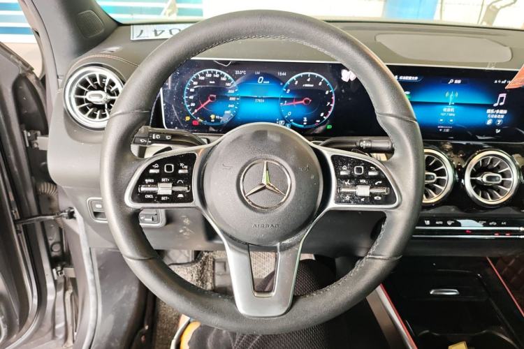 Used Mercedes-Benz GLB 2020 Facelift GLB 200 Fashion Edition
