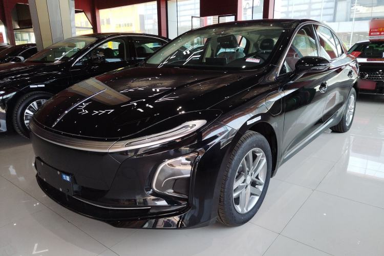 Used Hongqi E-QM5 2025 500km Range Commuter Version