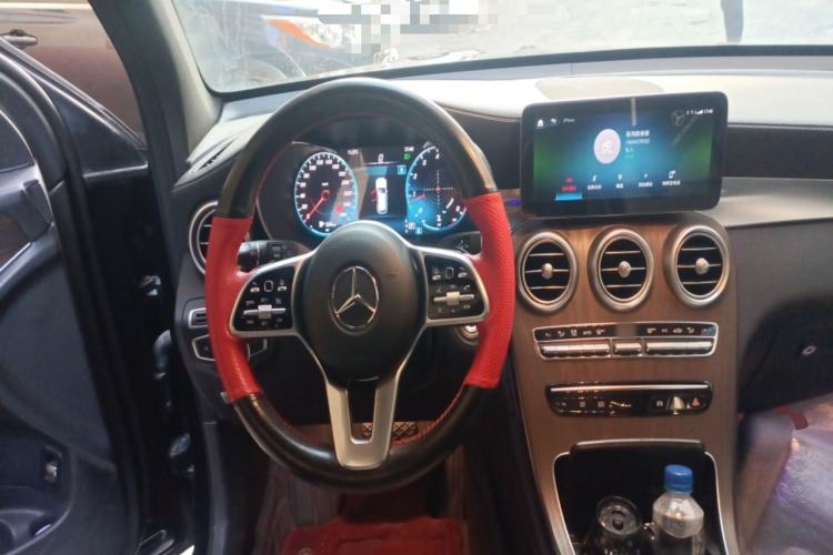 Used Mercedes-Benz GLC 2020 Facelift GLC 300 L 4MATIC Dynamic Edition Steering Wheel
