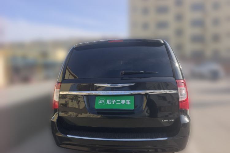 Used Chrysler Grand Voyager 2013 3.6L Luxury Edition Rear