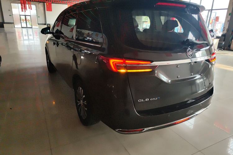 Used Buick GL8 2022 Land Cruiser Executive Class 652T Comfort Model