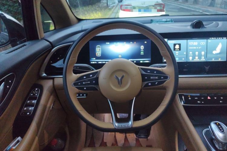 Used VOYAH Dream 2022 Low-Carbon Edition Plus Intelligent Driving Package Steering Wheel