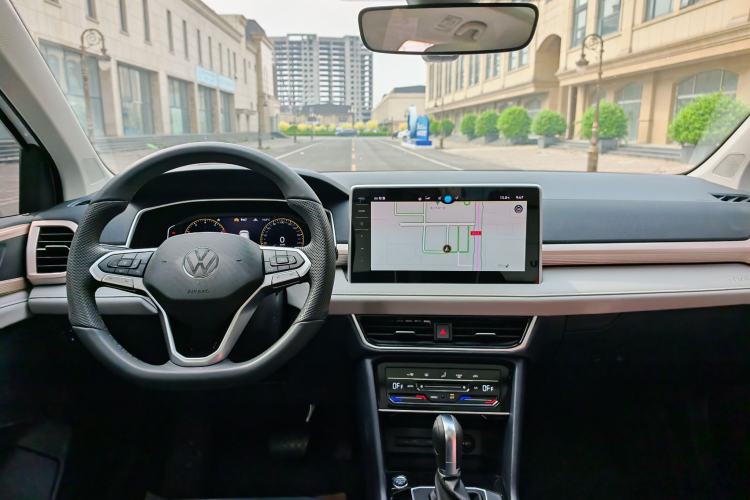 Used Volkswagen Tharu 2024 300TSI Two-Wheel-Drive Full Moon Edition
