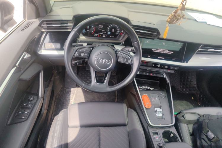 Used Audi A3 2021 Sportback 35 TFSI Stylish and Elegant Model Steering Wheel