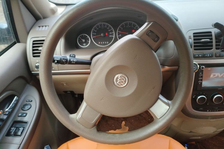 Used Buick GL8 2013 2.4L Classic Edition