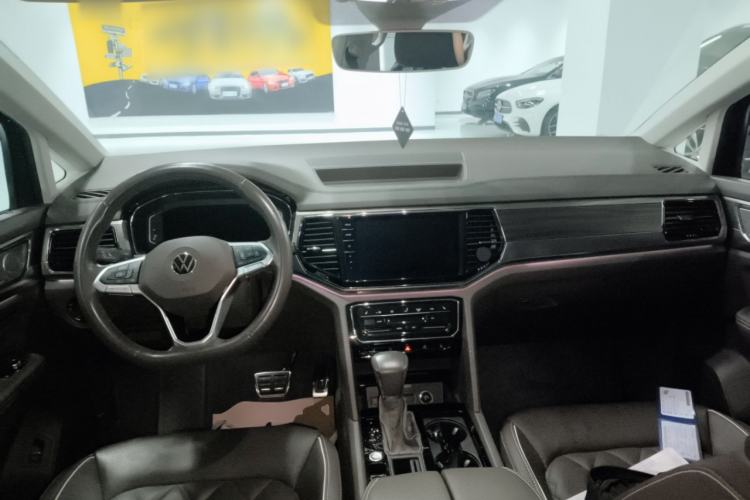 Used Volkswagen Viloran 2020 380TSI Flagship Edition Center Console
