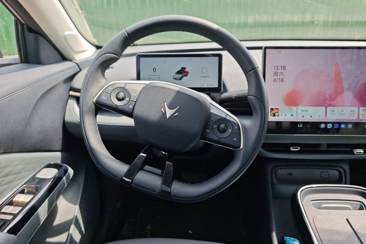 Used ARCFOX T1 2025 Model 425 MAX
