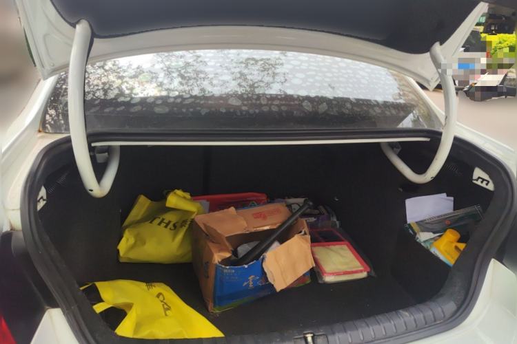 Used Volkswagen Bora 2013 1.6L Manual Comfort Model
