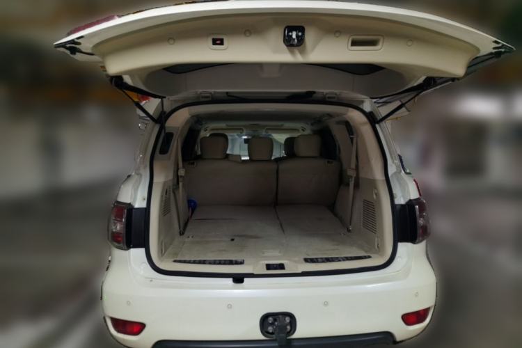 Used Nissan Patrol 2018 4.0L LinkedIn Edition Trunk