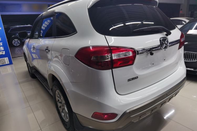 Used JMC Yusheng S350 2013 2.4T Automatic 2WD Diesel Luxury 7-Seater Exterior 2