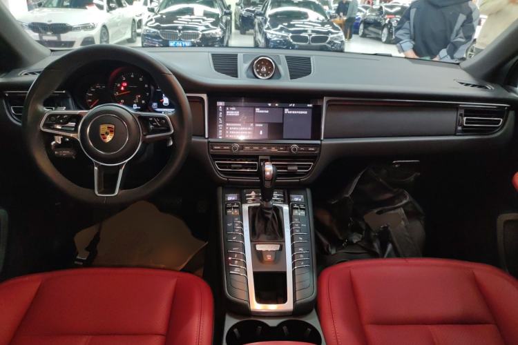 Used Porsche Macan 2020 Macan 2.0T
