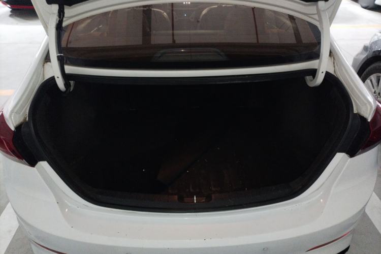 Used Hyundai Elantra (6th Generation / Lingdong) 2016 1.6L Automatic ZhiXuan – Elite Version
