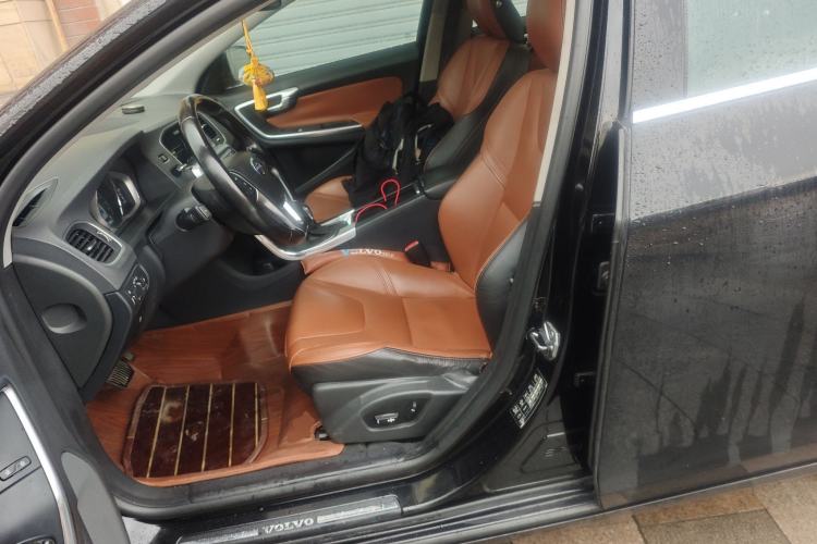 Used Volvo S60 2015 S60L T5 Intelligent Drive Edition Left Front Seat