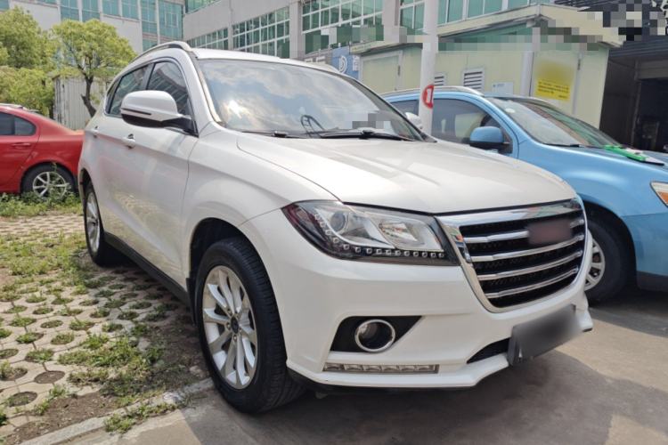 Used Haval H2 2017 Red-Label 1.5T Manual Two-Wheel-Drive Elite Model Front Right 45 Deg