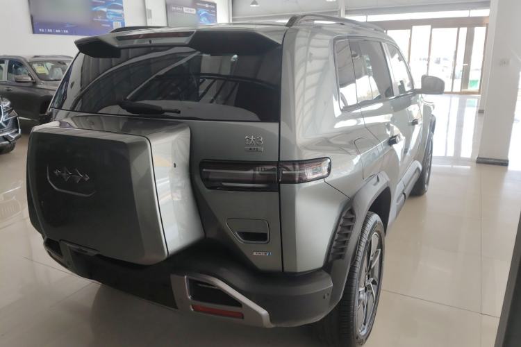 Used Formula Leopard Titanium 3 2025 501 km All-Wheel Drive Intelligent Driving Max Edition
