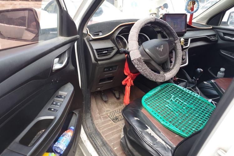 Used Wuling Hongguang S3 2018 1.5L Manual Standard Version China V Standard