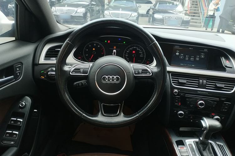Used Audi A4L 2015 35 TFSI Automatic Comfort Model