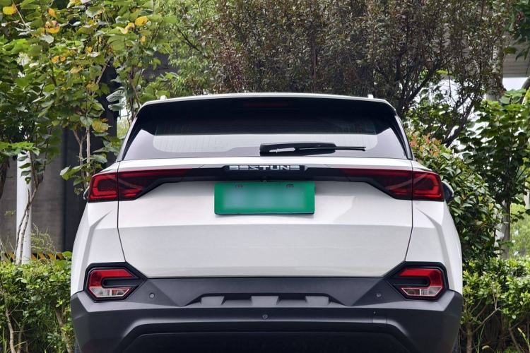 Used Bestune T77 2019 230 TID Automatic Luxury Version China VI Emission Standard
